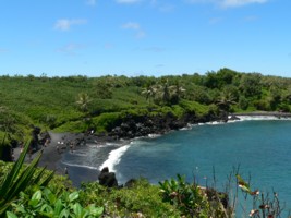 Waianapanapa beach