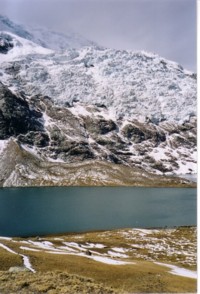 Glacier de l'Ausangate et lac Jatunpucacocha
