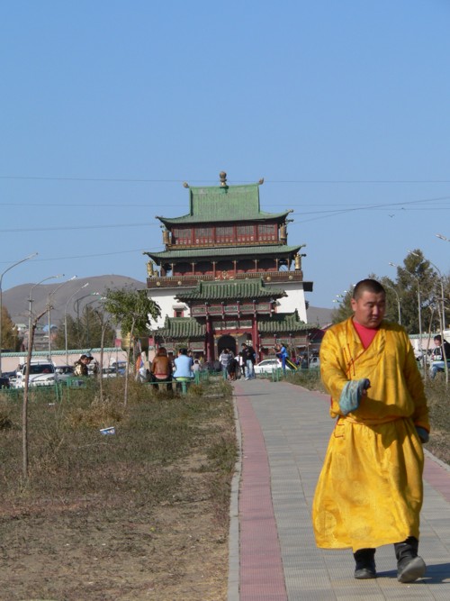 Moine bouddhiste au temple de Gandantegchinlen